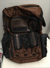 Mochila Heroes & Villians Star Wars Mandolorian Mudhorn/Mythosaur marrom/preto comprar usado  Enviando para Brazil