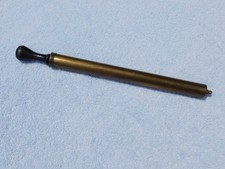 Bomba de ar/pulverizador manual vintage de latão 12" com cabo de madeira comprar usado  Enviando para Brazil
