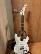 guitarra epiphone stratocaster comprar usado guitarra epiphone stratocaster comprar usado Enviando para Brazil