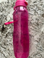 Usado, Garrafa de água Tupperware grande ecológica 1L rosa brilhante Barbie com alça reutilizável comprar usado  Enviando para Brazil