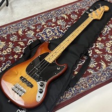 fender mustang bass d'occasion fender mustang bass d'occasion Expédié en Belgium