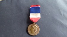 1889 decernee medaille d'occasion  Martignas-sur-Jalle