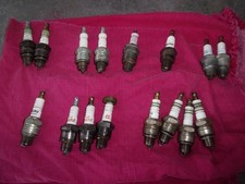 Anciennes bougies allumage d'occasion  Cosne-Cours-sur-Loire