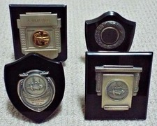 Conjunto de quatro troféus vintage de placa de baquelite da década de 1950 para sinuca, usado comprar usado Conjunto de quatro troféus vintage de placa de baquelite da década de 1950 para sinuca, usado comprar usado  Enviando para Brazil