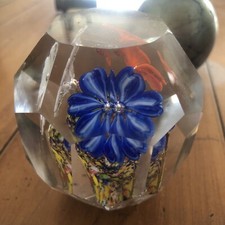 Presse papier boule d'occasion  Cherves-Richemont