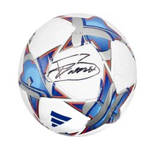 Bruno guimaraes signed d'occasion  Expédié en Belgium