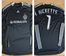 2009 adidas galaxy for sale  READING