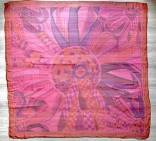Foulard soie rouge d'occasion  Clermont-Ferrand-