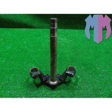 Piastra inferiore forcella usato Piastra inferiore forcella usato  Napoli