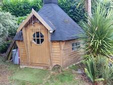 Bbq hut made for sale  BORDON