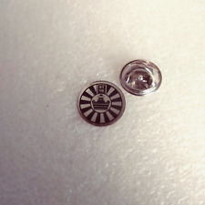 Pin lapel pin d'occasion  Lille-