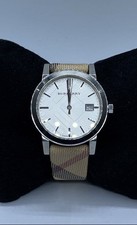 Relógio feminino Burberry 35mm WR50m designer suíço quartzo 45g comprar usado Relógio feminino Burberry 35mm WR50m designer suíço quartzo 45g comprar usado  Enviando para Brazil