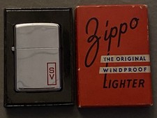 Zippo de cano de níquel 1947-3. Caixa e papelada originais 2032695 nunca disparadas novas comprar usado  Enviando para Brazil