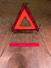 Triangolo emergenza pieghevole usato  Roma