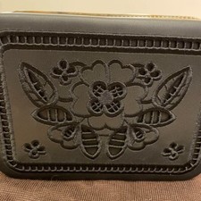 Bolsa de festa Kate Spade Clutch preta ferragem dourada borla flor bordado usada comprar usado  Enviando para Brazil