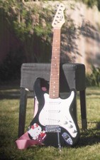 hello kitty guitar for sale hello kitty guitar for sale SOUTHAM