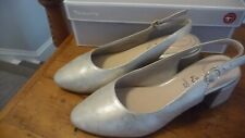Wide fit shoes for sale  ASHFORD