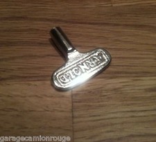 Small key for d'occasion  Expédié en Belgium