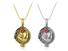 Collana ciondolo serie usato  Torre Annunziata