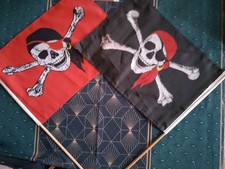 Lot drapeau pirate d'occasion  Jaux