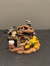 Usado, Relógio Disney Animal Kingdom 'The Bone Yard' Mickey Mouse Pluto e Dinossauro Pateta  comprar usado  Enviando para Brazil