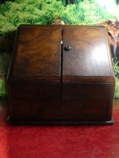 Beautiful oak. cupboard. for sale  PONTYPRIDD