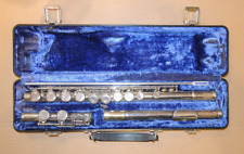 Flauta folheada a prata Armstrong 104 em estojo protetor com vara de limpeza 39 48953 comprar usado Flauta folheada a prata Armstrong 104 em estojo protetor com vara de limpeza 39 48953 comprar usado  Enviando para Brazil