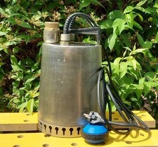 Tauchpumpe grundfos 12 gebraucht kaufen  Neuenhagen