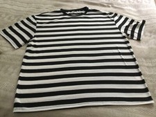 Trendiges versize shirt gebraucht kaufen  Ennepetal