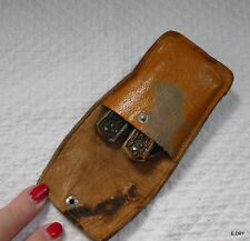ANCIEN NECESSAIRE DE VOYAGE  COUVERTS DANS LEUR ECRIN EN CUIR  comprar usado  Enviando para Brazil