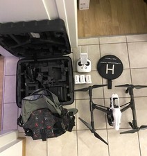 DJI Inspire 1 Pro 4K + 3 Batteries + Controller + Valise + Sac à dos + Landing comprar usado  Enviando para Brazil