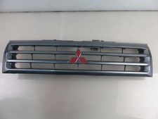 Osłona chłodnicy Mitsubishi Pajero Pinin 2002 MR339275 CZM212280 na sprzedaż  PL