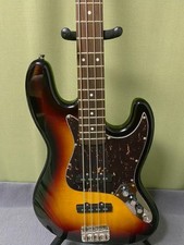 Fender japan jazz d'occasion  Expédié en Belgium