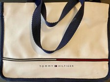 Bolsa de ombro feminina Tommy Hilfiger comprar usado Bolsa de ombro feminina Tommy Hilfiger comprar usado  Enviando para Brazil