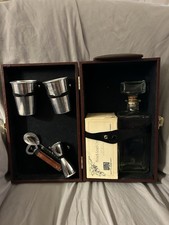 Mini bar de viagem vintage com decantador e conjunto de óculos caixa de bloqueio com chaves comprar usado  Enviando para Brazil