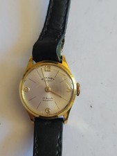 Ancienne petite montre d'occasion  Laon