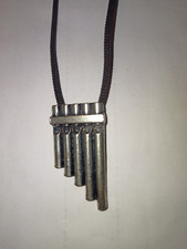Collana ciondolo metallo usato  Novara