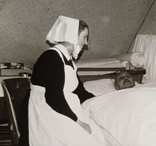 Schwester nonne sitzt gebraucht kaufen  Schönebeck (Elbe)