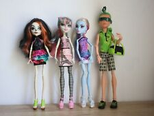 Monster high skelita d'occasion  Talmont-Saint-Hilaire