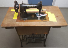 Alte nähmaschine victoria gebraucht kaufen  Coswig