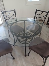 Round glass table for sale  Mesa