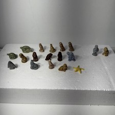 Lot wade whimsies for sale  Centerville