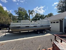 2005 crest pontoon for sale  Holland