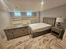 Queen size bassett for sale  Waynesboro