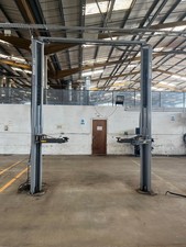 Post lift 3.5t for sale  WAKEFIELD