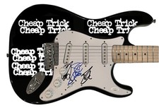 Guitarra elétrica Cheap Trick assinada x3 Zander Nielsen Petersson JSA CERTIFICADO DE AUTENTICIDADE rara comprar usado Guitarra elétrica Cheap Trick assinada x3 Zander Nielsen Petersson JSA CERTIFICADO DE AUTENTICIDADE rara comprar usado  Enviando para Brazil