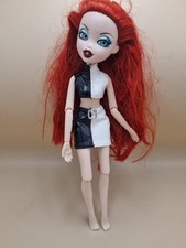 Meygana broomsticks bratzillaz for sale  NEWCASTLE UPON TYNE
