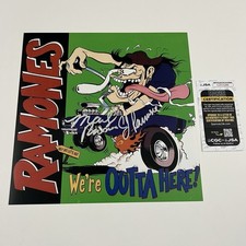 THE RAMONES ASSINADO WE’RE OUTTA HERE 12x12 FOTO MARKY RAMONE CJ RAMONE JSA CERTIFICADO DE AUTENTICIDADE, usado comprar usado  Enviando para Brazil