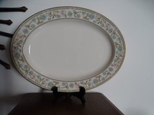 Plat ovale porcelaine d'occasion  Gondreville