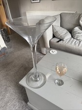 Martini glass centrepiece for sale  THORNTON-CLEVELEYS